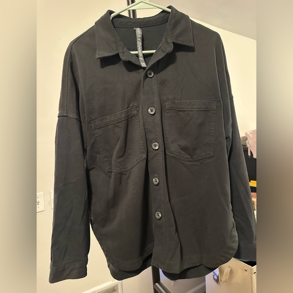 Vuori women’s button down jacket - image 1